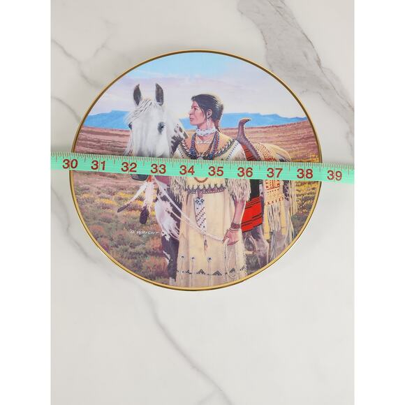 Lozen Noble American Indian Women Year 1991 Porcelain 8 1/2" Wall Decor Plate - Picture 11 of 11